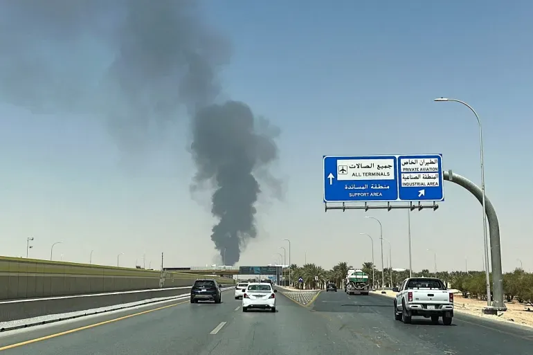 Houthi Serang Riyadh, Arab Saudi Cegat Rudal Balistik