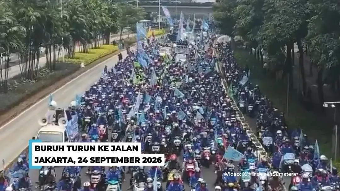 Suasana aksi demo buruh Jakarta hari ini terekam dalam video berikut.