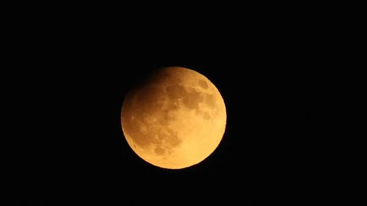 Harvest Moon Terlihat Malam Ini, Simak Waktu Terbaik Mengamatinya