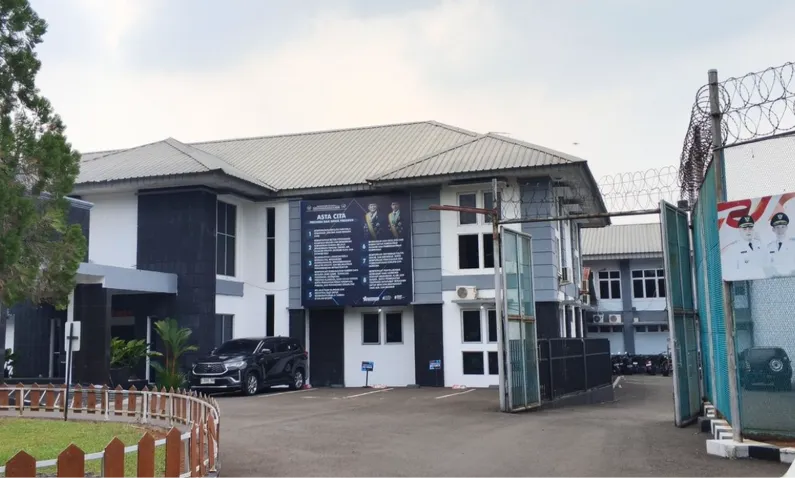 Di Balik Tembok Lapas Cibinong, Ada Masalah yang Lebih Besar?