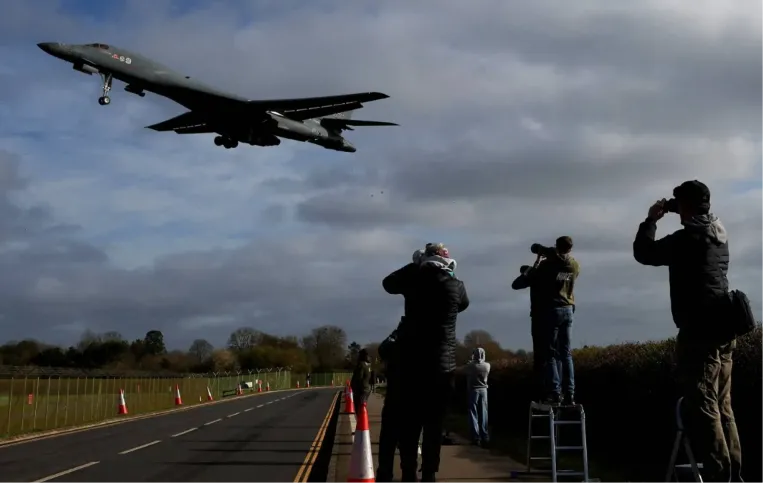 Dugaan Teror di RAF Fairford, Pakar: Ancaman Lebih Luas bagi Pangkalan AS