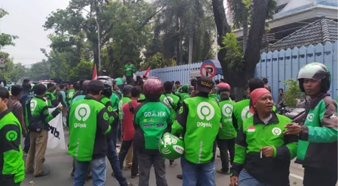 Perpres Ojol Membuka Kotak Hitam Harga di Ekonomi Aplikasi