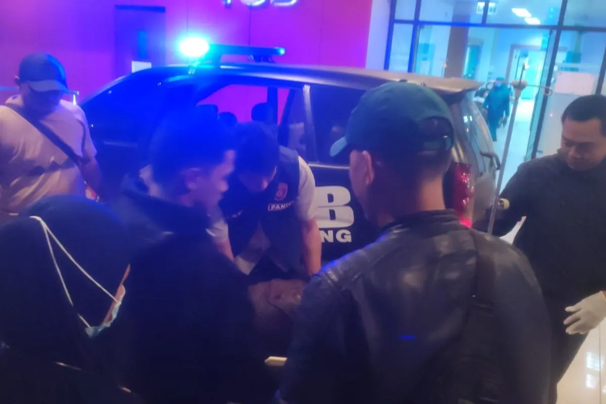 Driver Taksi Online Ditusuk di Pamulang, Mobil Toyota Calya Dibawa Kabur