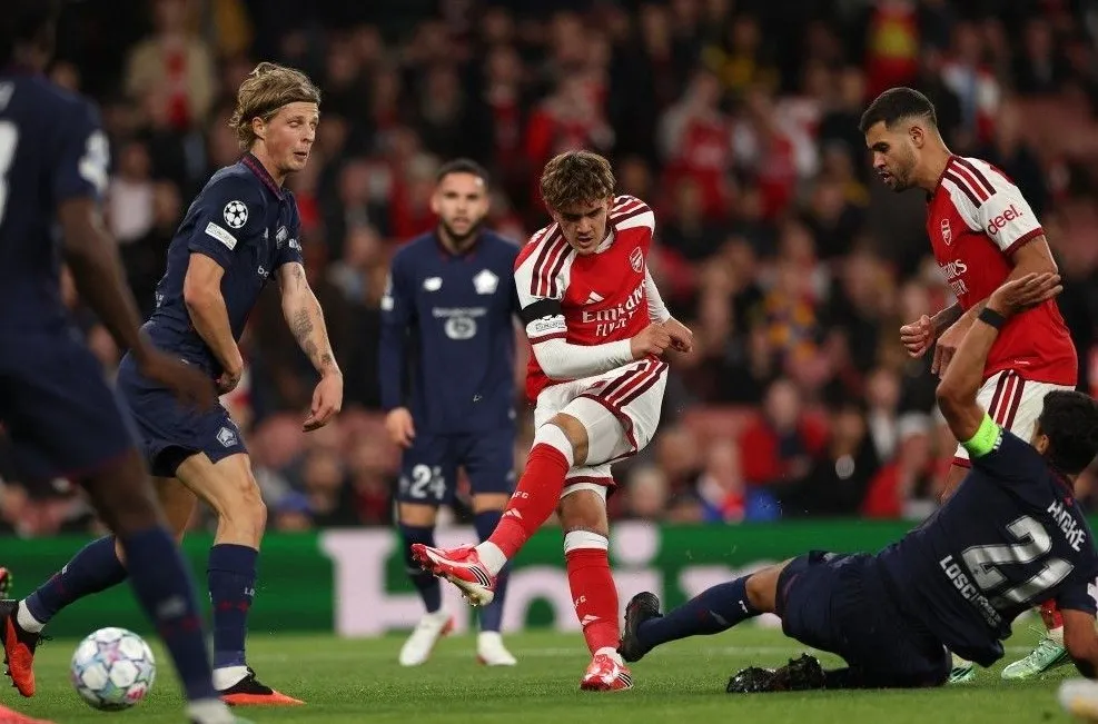 Arsenal Hajar Lille 3-0, Calvin Verdonk Ukir Momen Bersejarah di Liga Champions