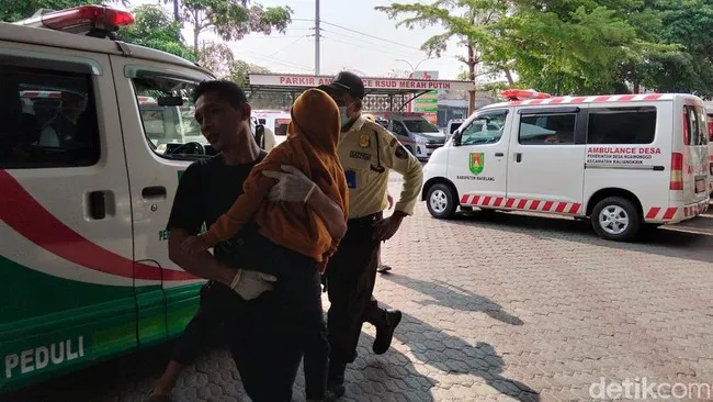 219 Warga Diduga Keracunan Es Buah di Magelang, 110 Dirawat