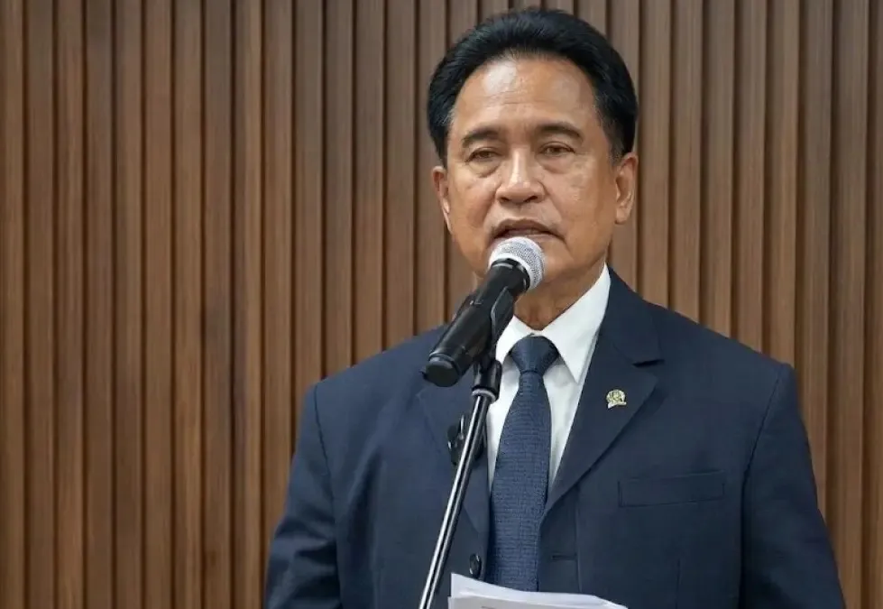 Menko Yusril Koordinasi dengan Mensesneg soal Gugatan Karhutla Kalbar