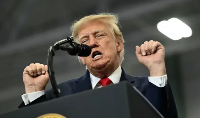 Pemilih Trump Menyesal, Dukungan Gen Z Mulai Retak