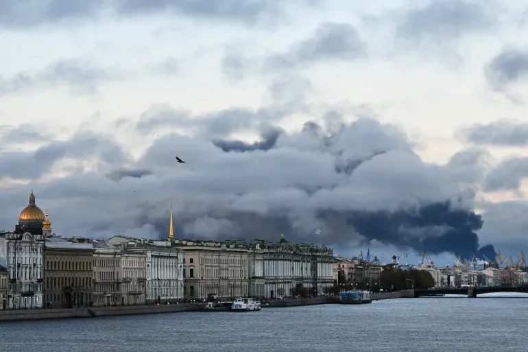 Serangan Drone Ukraina Picu Kebakaran Terminal Minyak Rusia