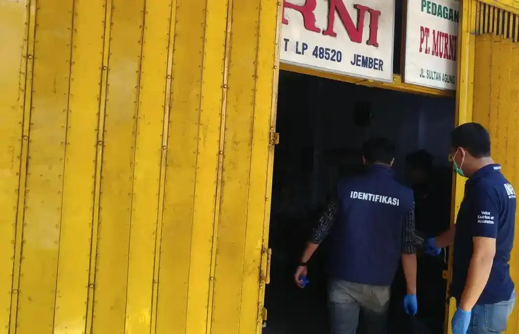Perampokan Toko Emas di Jember, Pemilik dan Anak Jadi Korban Bacokan Celurit