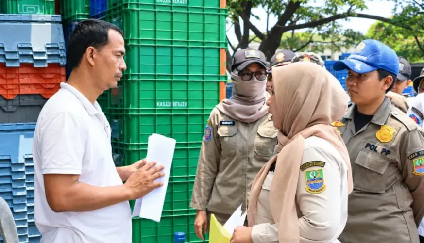 Penertiban Tol Japek, Nasib Warga Jadi Sorotan