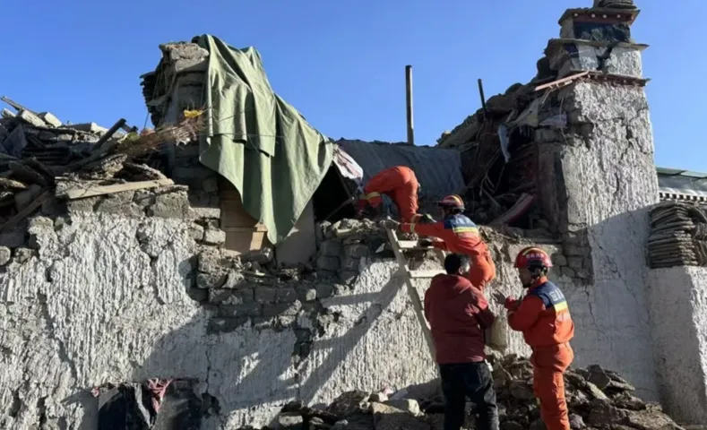 Gempa Tibet Magnitudo 7,0 Robohkan Ratusan Rumah, 16 Tewas