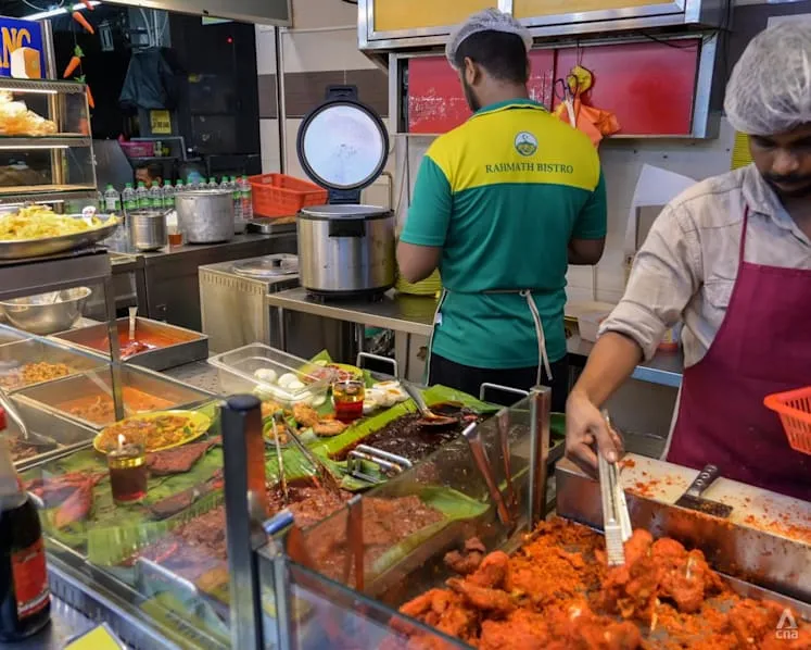 Gaji Rp300 Ribu Sehari Plus Makan, Mengapa Restoran Malaysia Tetap Sepi Pekerja?