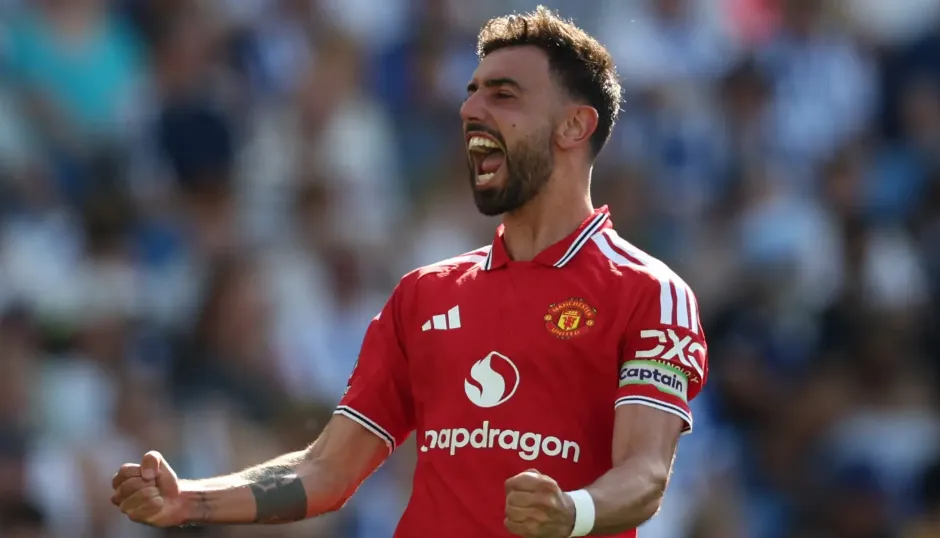 Bruno Fernandes Tetap Kapten, Carrick Tak Mau Drama!