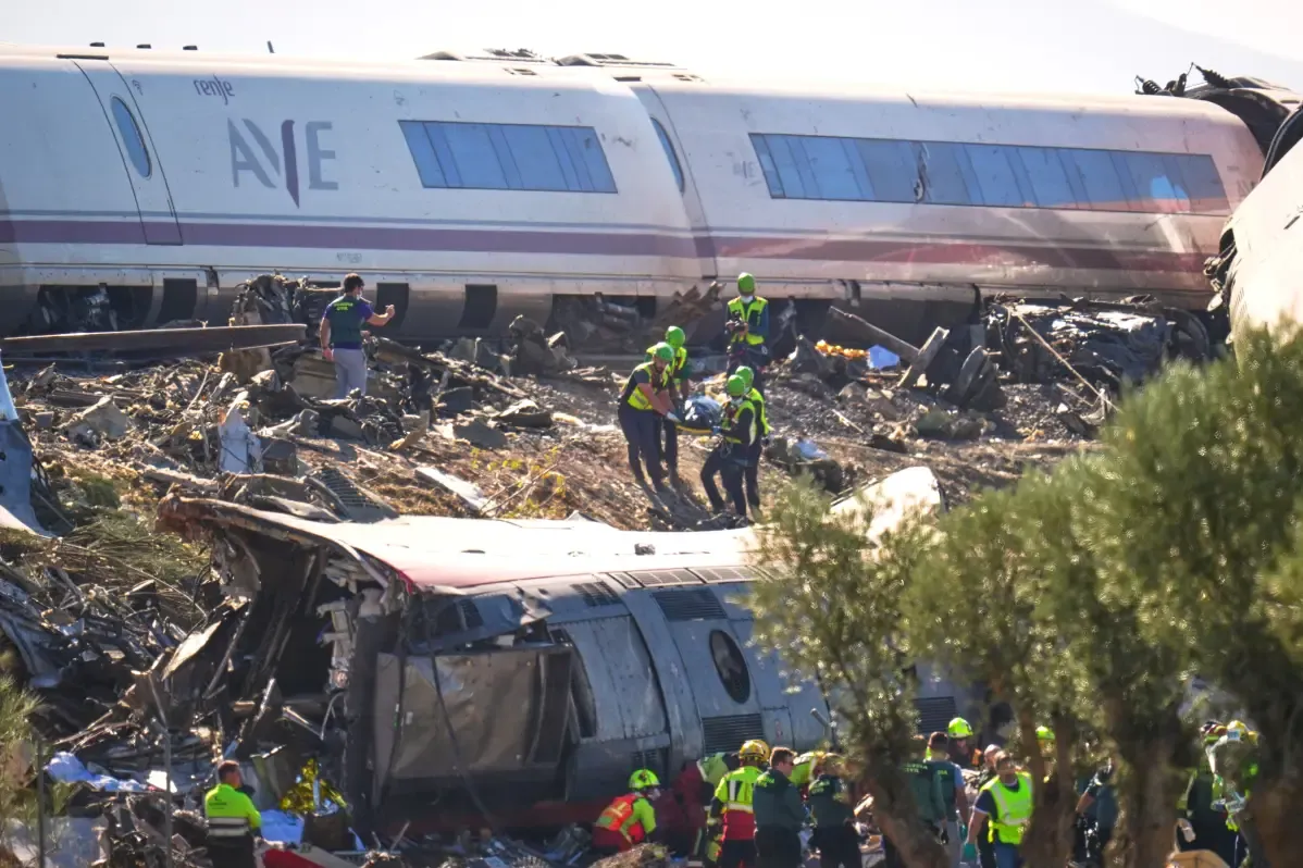 Tragedi Kereta Spanyol Tewaskan 69 Orang, Dugaan Gangguan Sinyal Mencuat