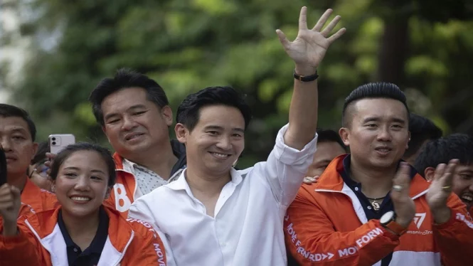 "Partai Anak Muda' Thailand Menangkan Pemilu: Siap Goyahkan Rezim Militer?