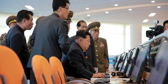 Korea Utara Akui Kegagalan Peluncuran Satelit, Meningkatkan Ketegangan dengan Korea Selatan dan Jepang