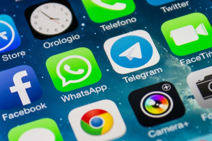 Waspadai! Daftar Penipuan Melalui WhatsApp dan Telegram: Dari APK Palsu Hingga Permintaan Like & Subscribe