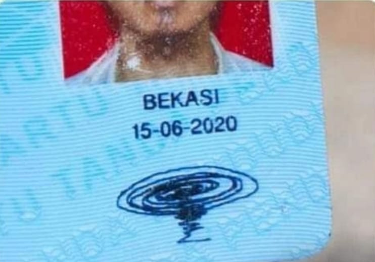 Dukcapil Buka Suara: Ini Penjelasan tentang Tanda Tangan Mirip Gulungan Badai yang Viral di Media Sosial