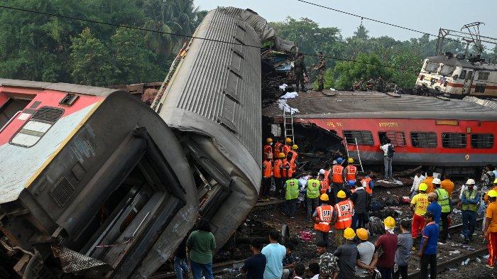 Korban Jiwa Akibat Tabrakan Kereta Api Di India Terus Bertambah