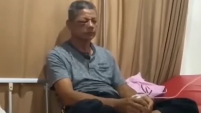 Viral Gegara Pergoki Anaknya Merokok di Sekolah Mata Guru SMA Diketapel Orang Tua Siswa