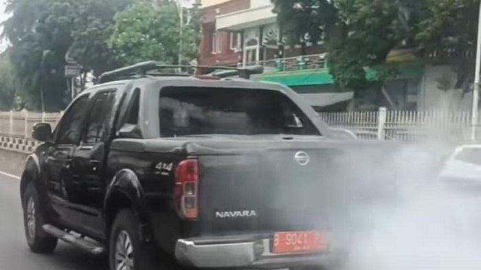 Viral Mobil Dinas Pemprov DKI Jakarta Berasap Tebal, Sopir Kena Sanksi