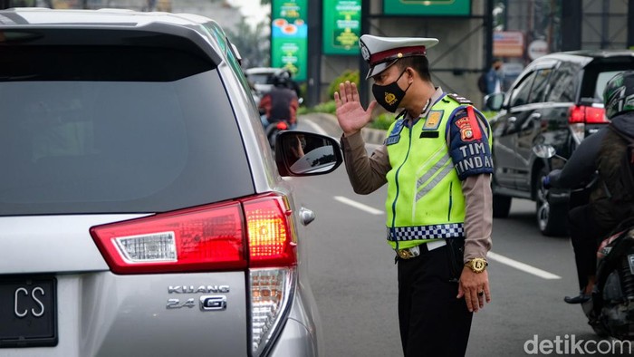 Polisi Ingatkan: Masyarakat Segera Uji Emisi Kendaraan Sebelum Tilang 1 November