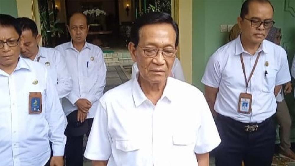 Begini Respone Sultan HB X Terhadap Pernyataan Ade Armando Soal Politik Dinasti