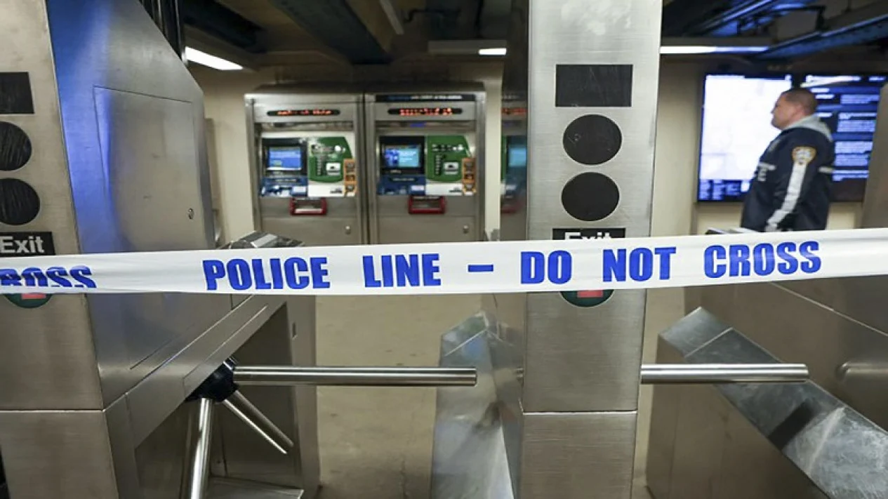 Sadis Aksi Penembakan Brutal di Stasiun Kereta Bawah Tanah AS 1 Korban Tewas, 5 Luka-luka