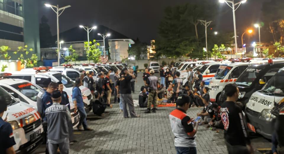 Iring-iringan Mobil Ambulans Nyalakan Sirene di Tasikmalaya Ternyata Hanya Kopdar