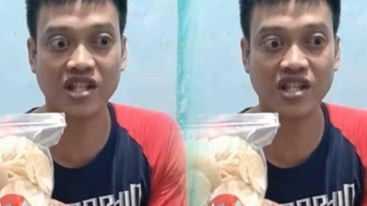 Mantan Penjaga Gawang Timnas Indonesia Kurnia Meiga Kini Jualan Emping