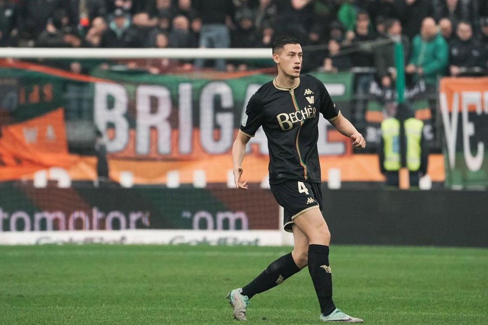 Venezia Menang 1-0 atas Palemro, Jay Idzes Bermain Fulltime