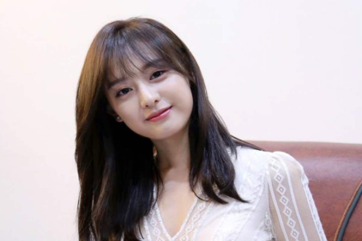 Siap-Siap, Kim Jiwon Bakal ke Indonesia! Segini Harga Tiket Fan Meetingnya