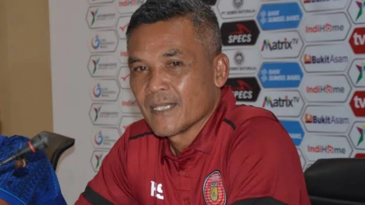 Hendri Susilo Mundur dari Pelatih Semen Padang FC