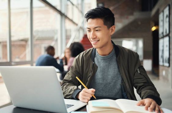 Daftar Kampus Yang Menyediakan Kuliah Online