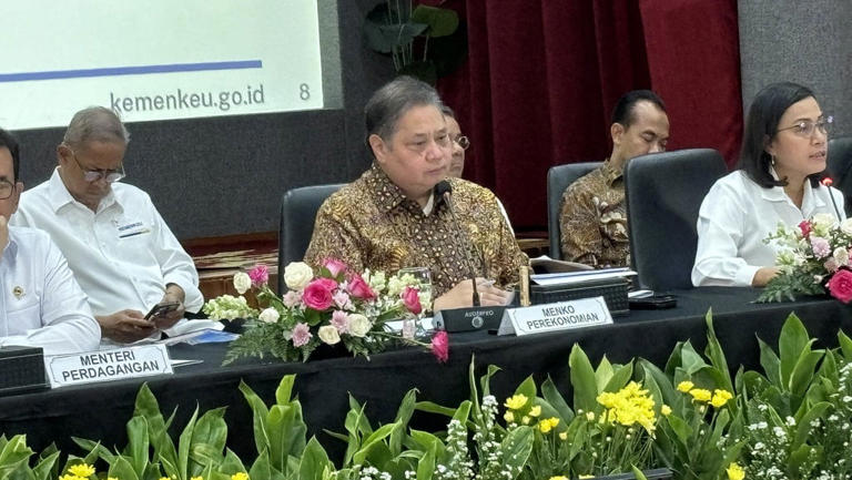 Pekerja Gaji di Bawah Rp10 Juta Bebas PPh Mulai 2025