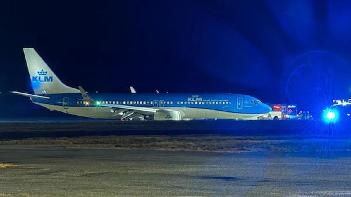 Pesawat KLM Royal Dutch Tergelincir Saat Mendarat Darurat di Norwegia, Seluruh Penumpang Selamat