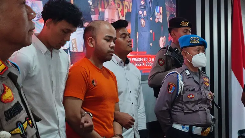 Kronologi Anak Majikan Bunuh Satpam Rumahnya