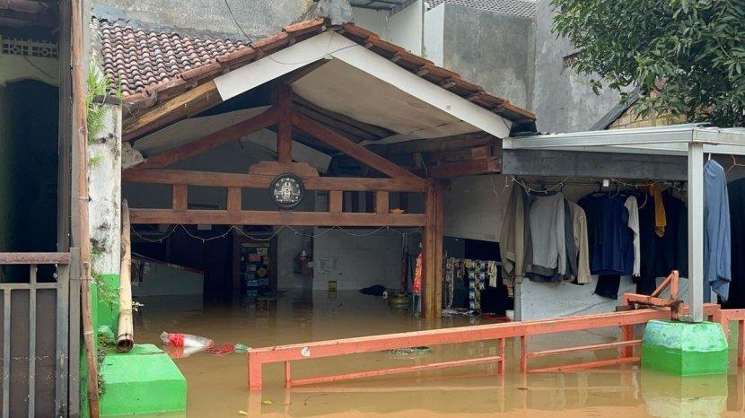Perumahan Sawangan Asri Depok Banjir Rendam Puluhan Rumah