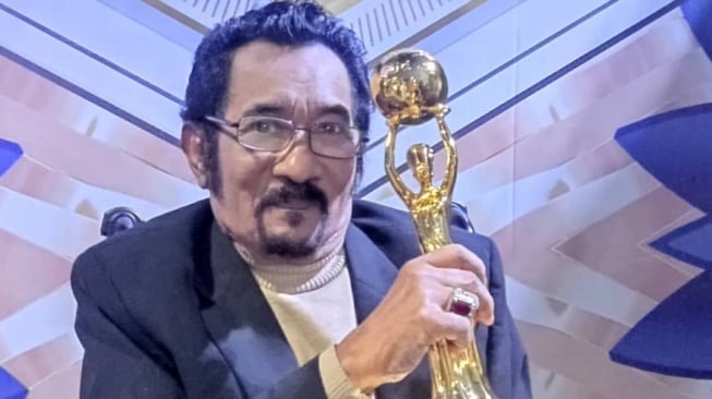 Penyanyi Dangdut Hamdan ATT Meninggal Dunia