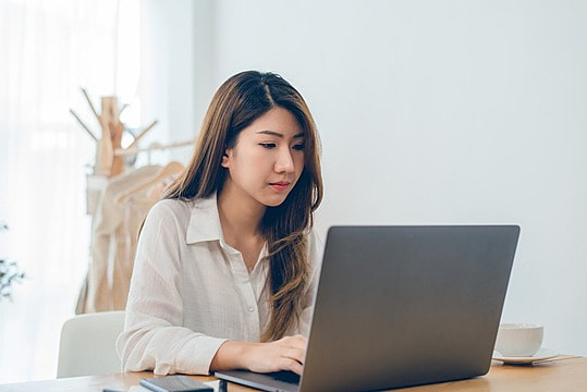 5 Website Belajar Gratis untuk Asah Skill Kamu