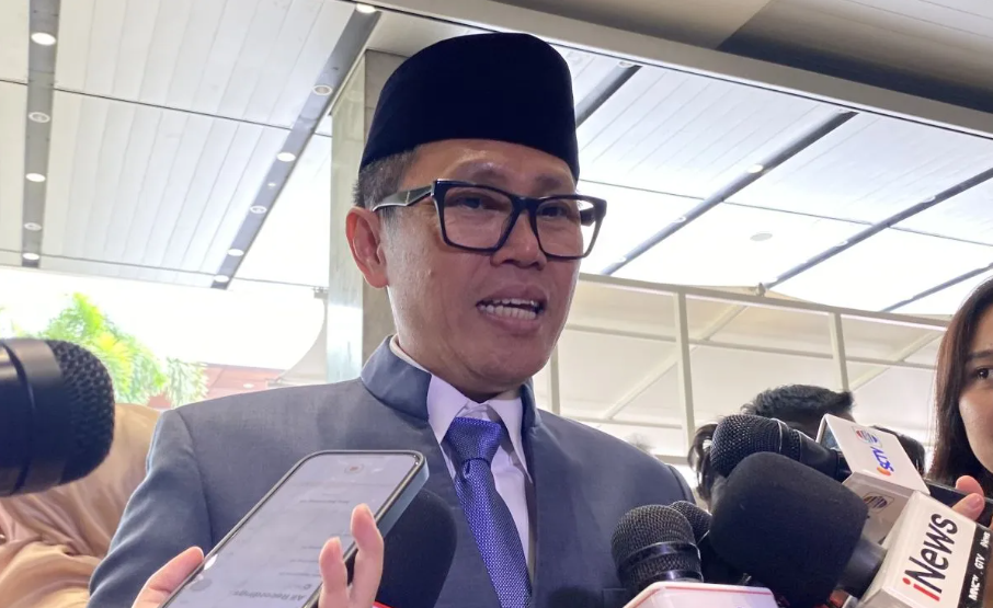 PAN Ajukan Sanksi Penghentian Gaji untuk Eko Patrio dan Uya Kuya di DPR