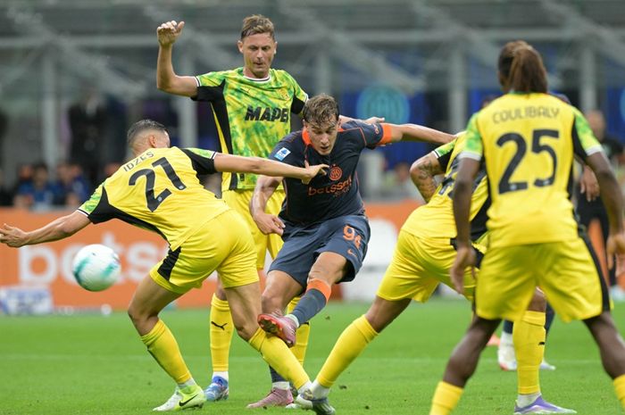 Kalah Tipis 1-2 Atas Inter Milan Pelatih Sassuolo Puji Penampilan Jay Idzes Dkk