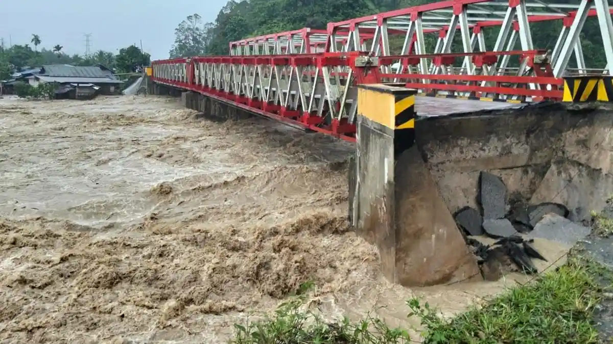 Hujan Selama 2 Hari, 4 Kabupaten di Sumatera Utara Dilanda Banjir dan Longsor