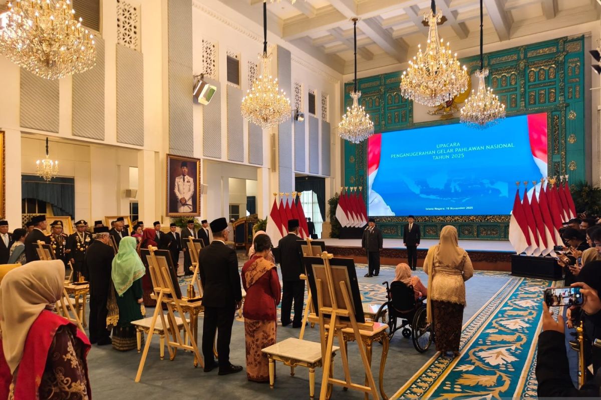 Daftar Nama Pemberian Gelar Pahlawan Nasional 2025