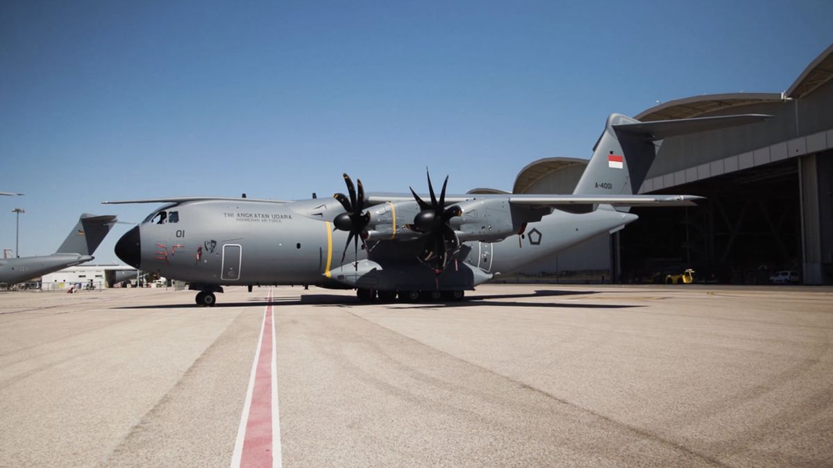 Pesawat Baru TNI AU A400M Mendarat di Indonesia