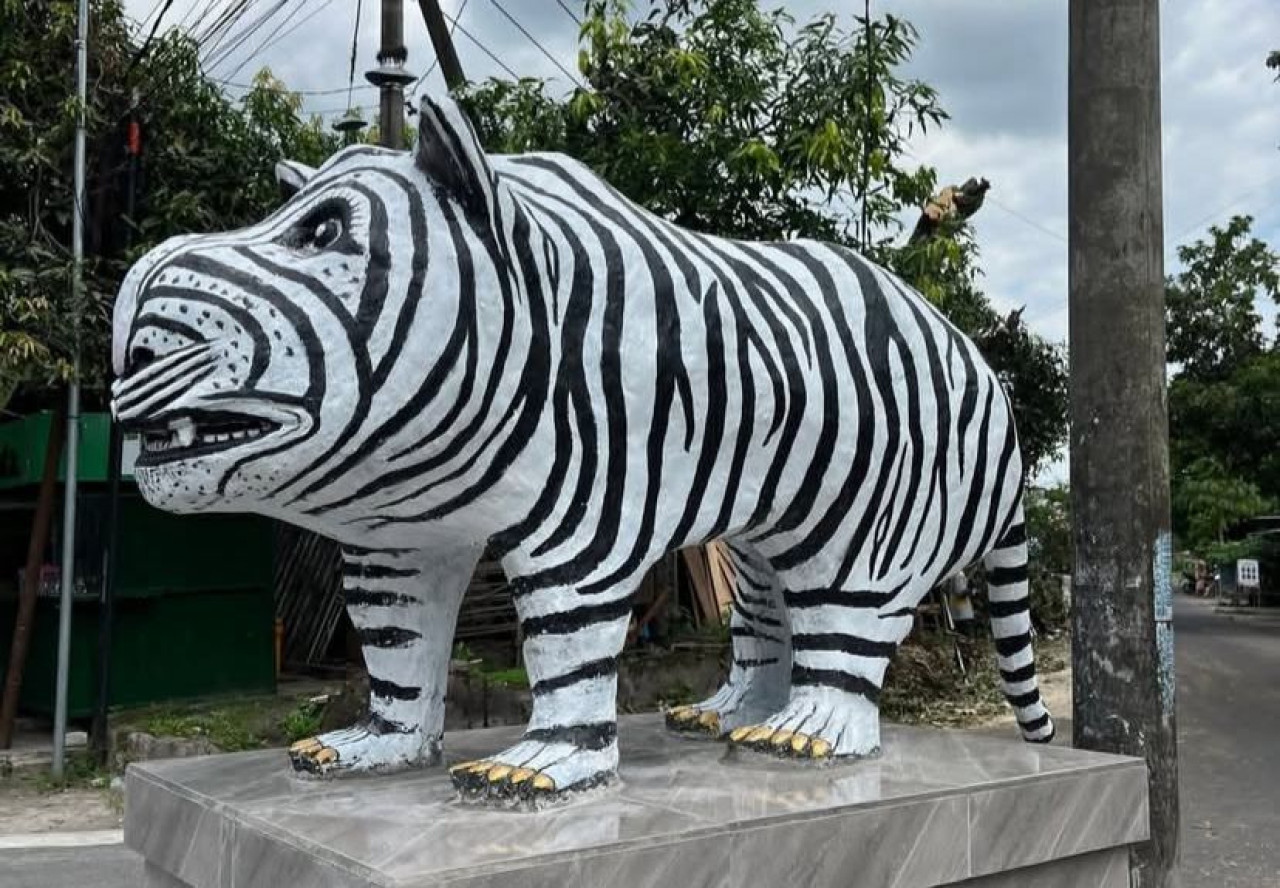 Viral Patung Macan Putih di Kediri Tak Mirip Aslinya