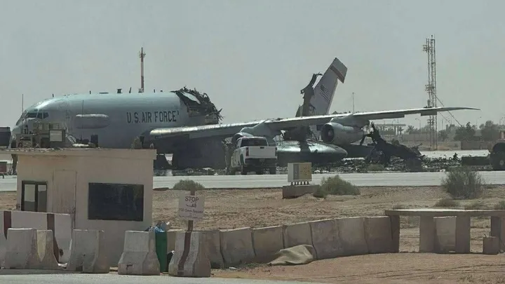 Iran Hancurkan Pesawat AWACS AS di Pangkalan Udara Arab Saudi