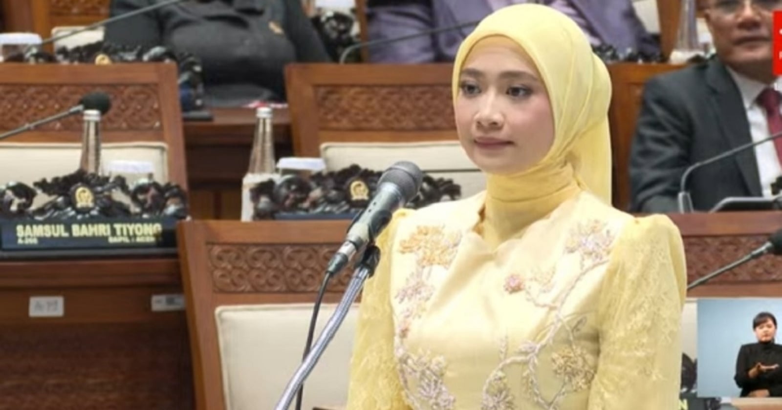 Adela Kanasya Adies Dilantik Jadi Anggota DPR RI Gantikan Ayahnya