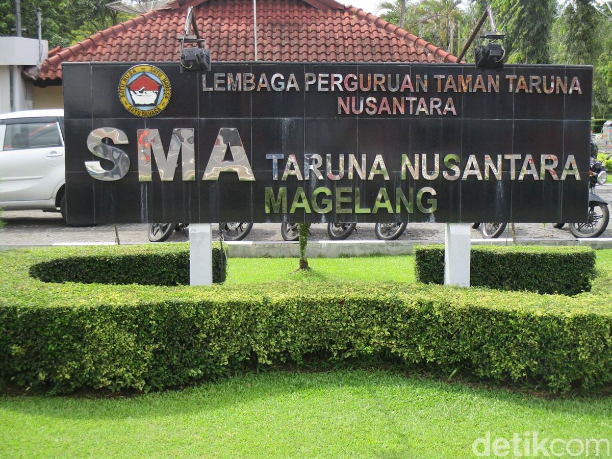 Biaya Sekolah SMA Taruna Nusantara