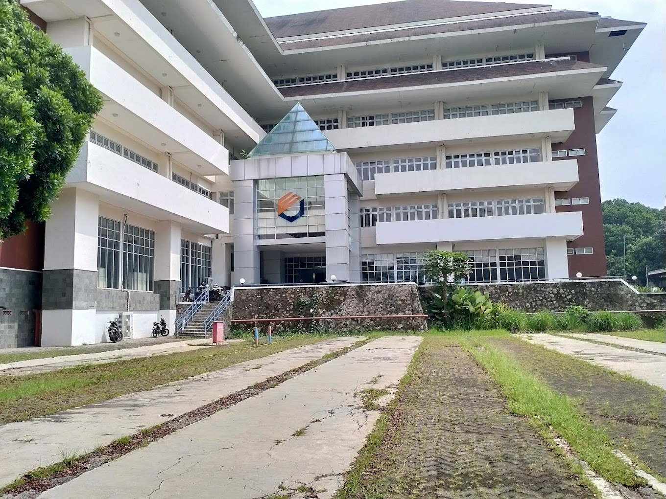 Update Terbaru Biaya Kuliah Politeknik Negeri Bandung (POLBAN) TA 2024/2025